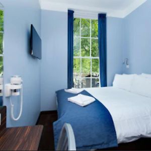 Kamer met een King Size Bed